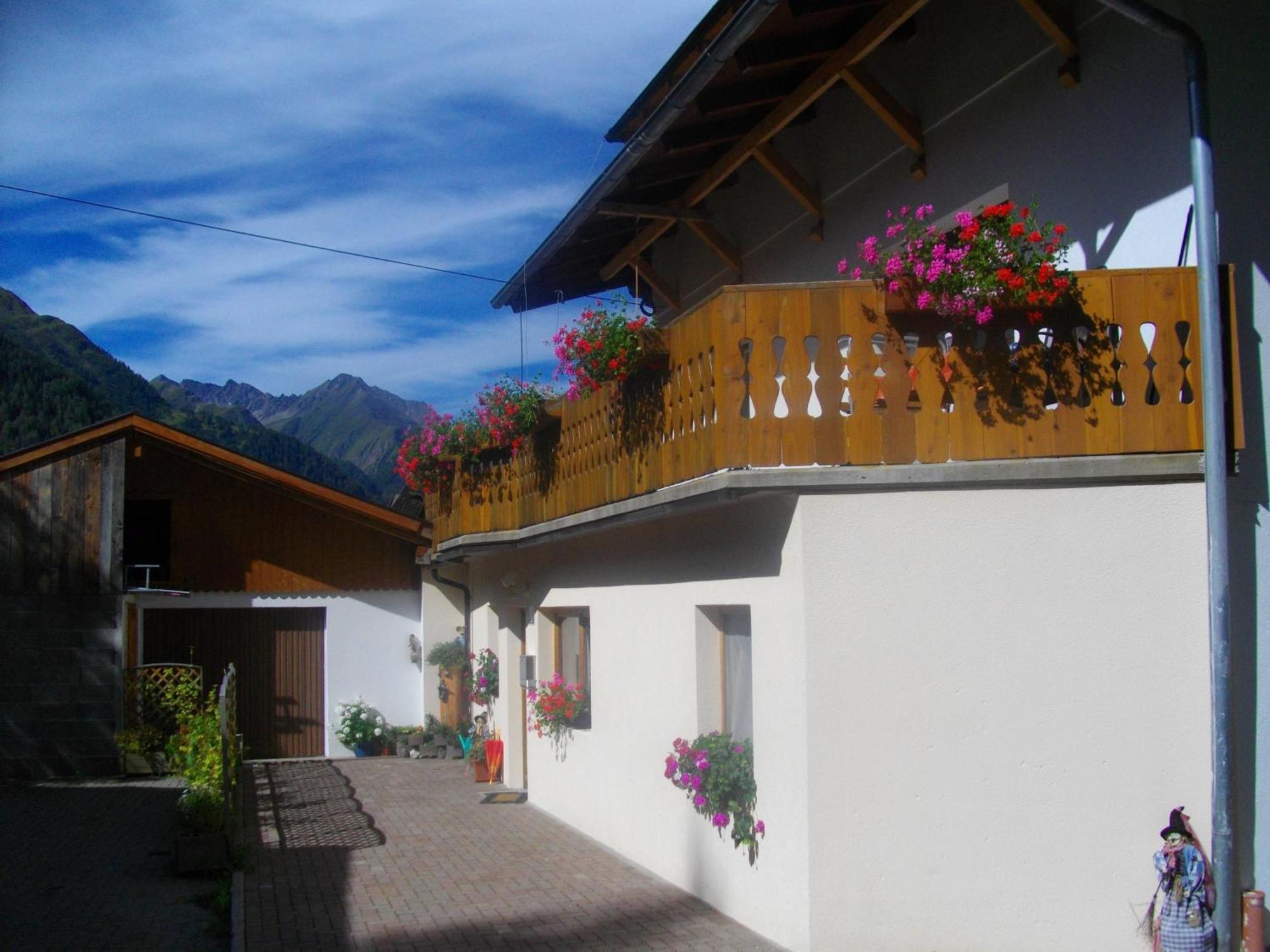 Haus Bergblick Apartment Prägraten Exterior photo